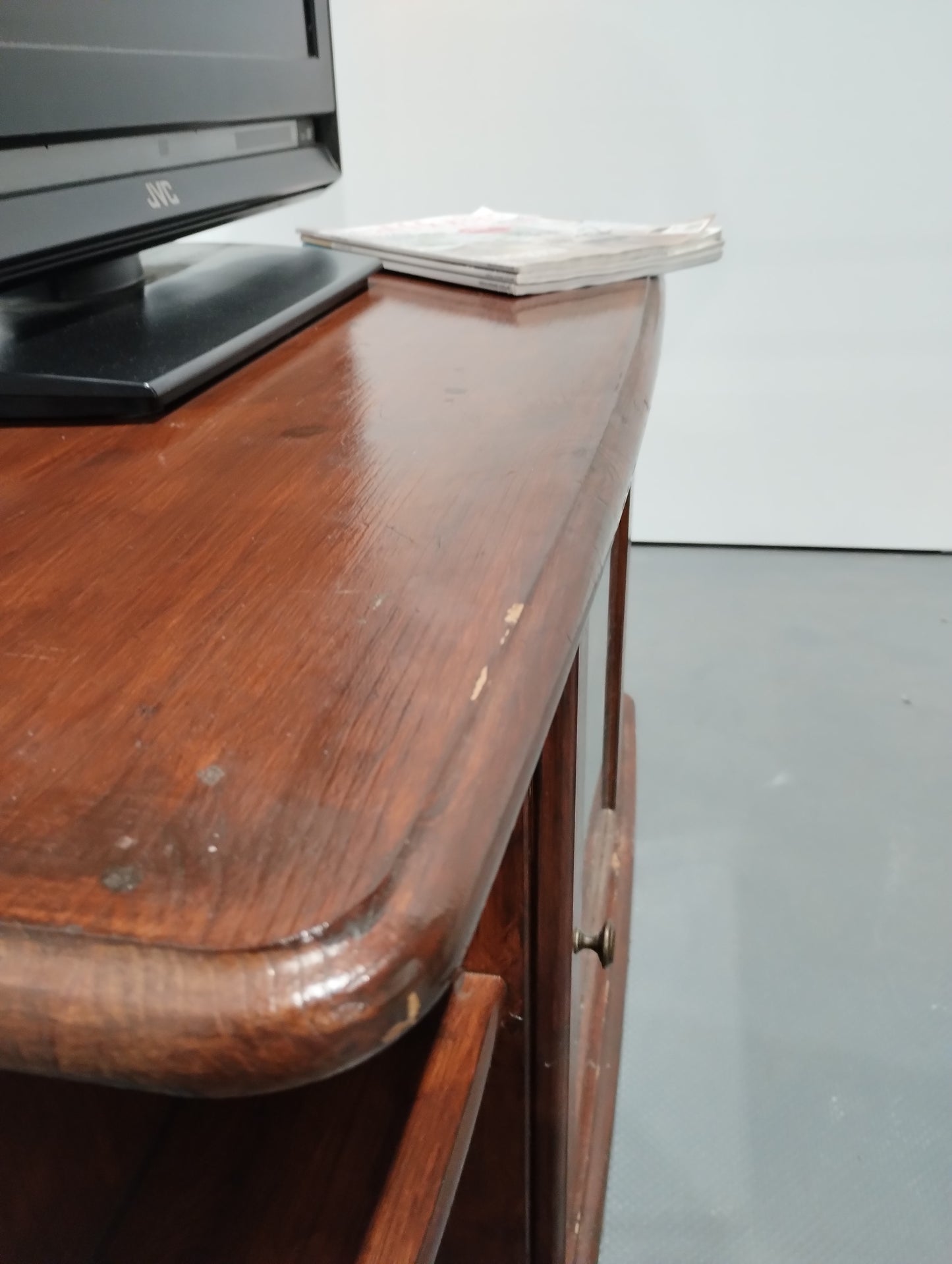 TV Cabinet