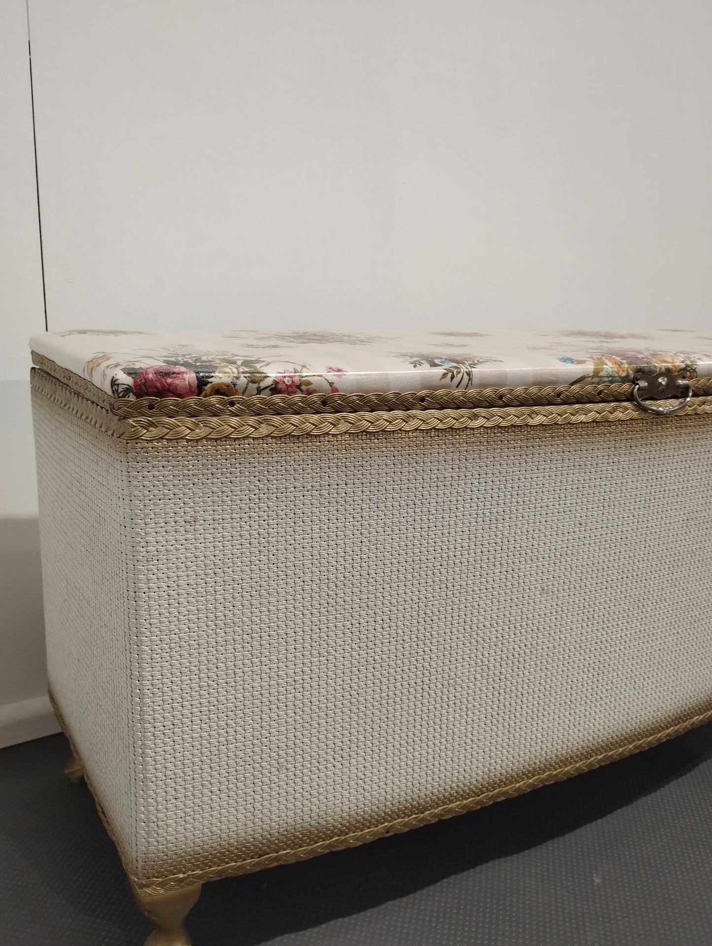 Rattan Trunk / Ottoman
