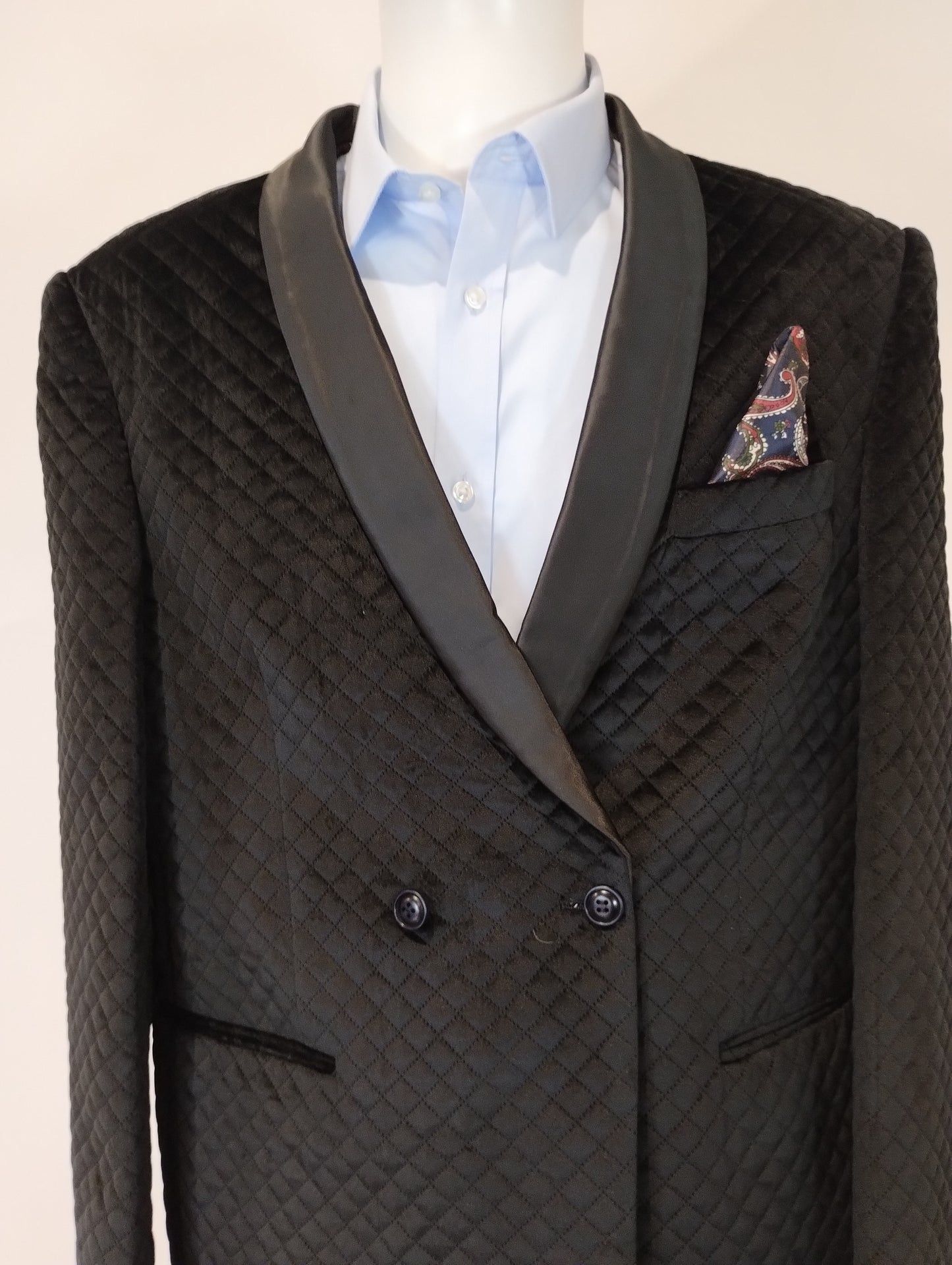 Black Velvet Quilted Tuxedo Jacket with Navy Paisley Lining - 48, Regular Fit