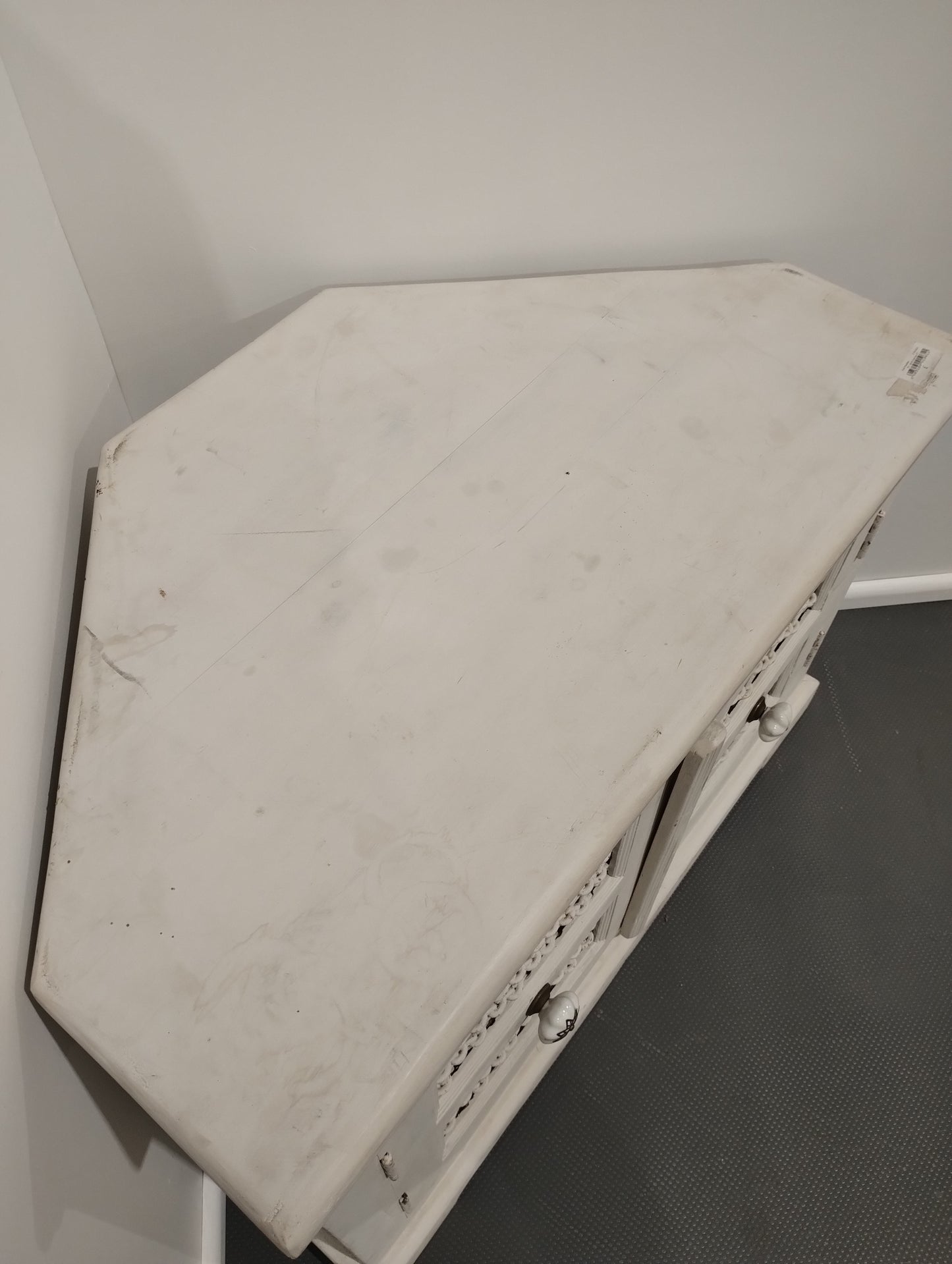 Corner TV Unit