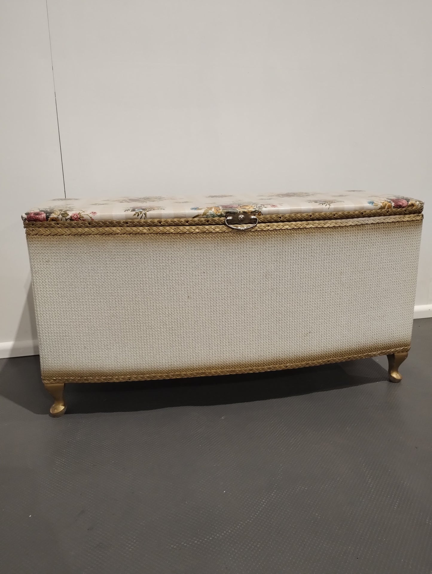 Rattan Trunk / Ottoman